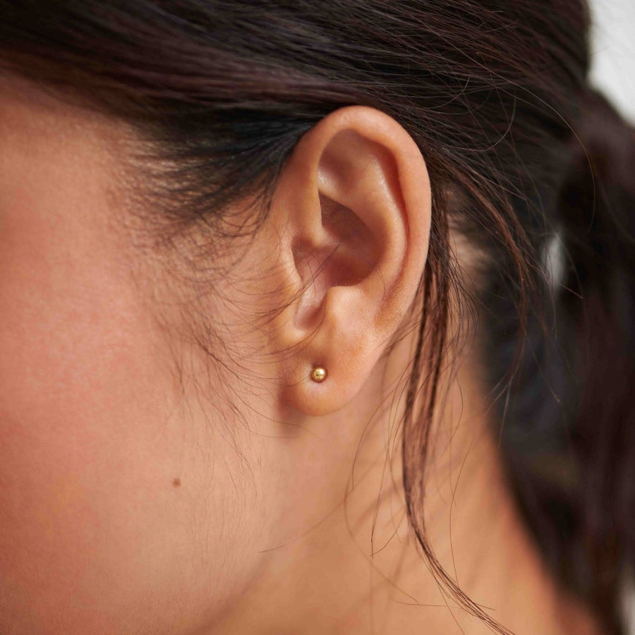 Simple Stud Earring