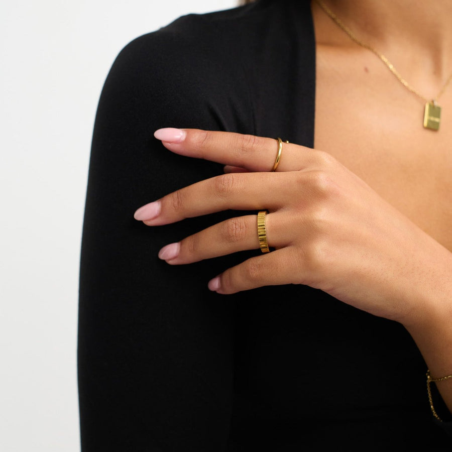 Mini Pleat Ring